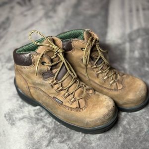 Red wing Steeltoe Women’s Hiking Boot